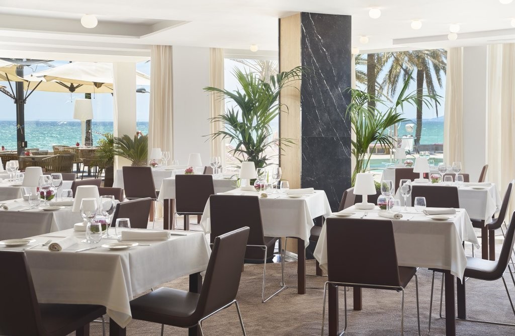 Hotel Pure Salt Garonda