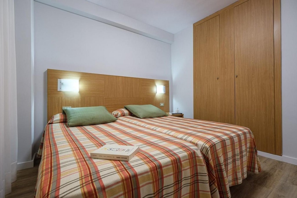 Apartamentos California