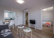Apartamentos California