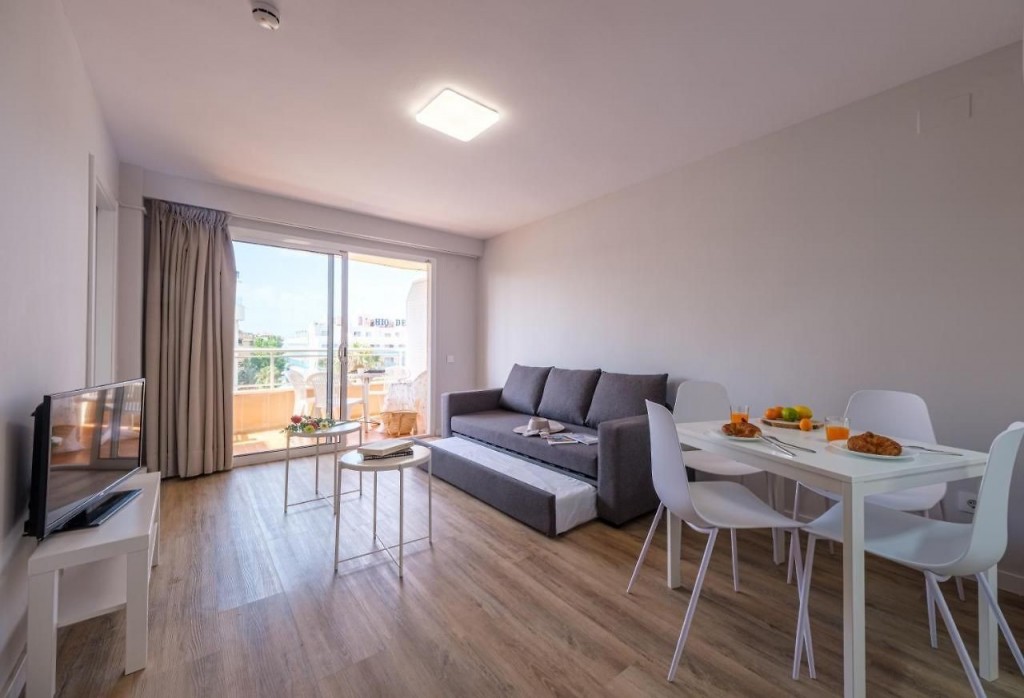 Apartamentos California