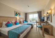 CRYSTAL DE LUXE RESORT &SPA
