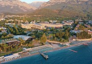 CRYSTAL DE LUXE RESORT &SPA