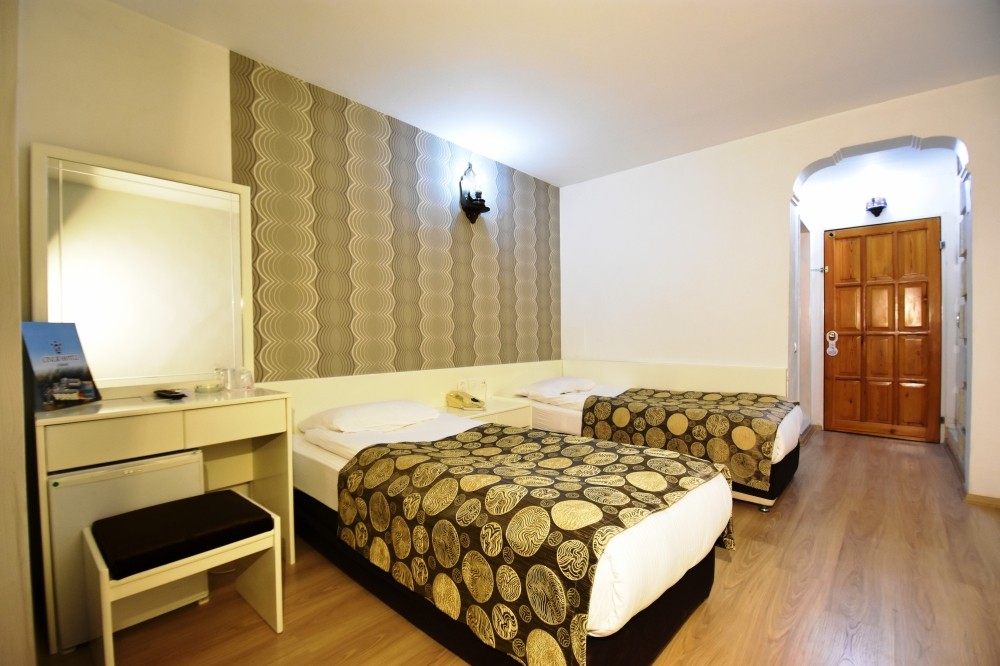 CINER HOTEL