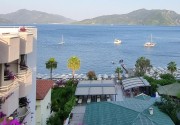 AMOS HOTEL