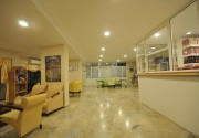 AMOS HOTEL
