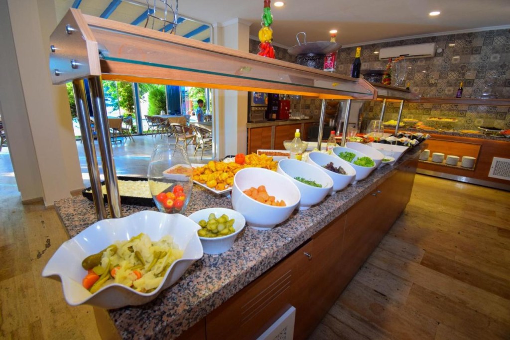 ASTORIA BEACH HOTEL