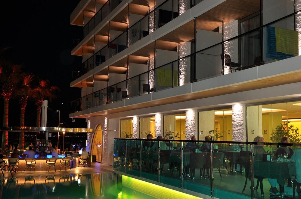 MARBELLA HOTEL