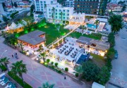 CASA BLANCA BEACH HOTEL