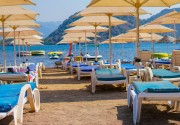 CASA BLANCA BEACH HOTEL
