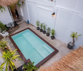 Isara Boutique Hotel and Cafe