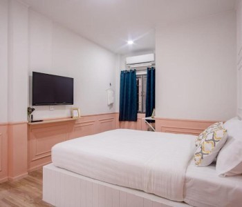 Isara Boutique Hotel and Cafe