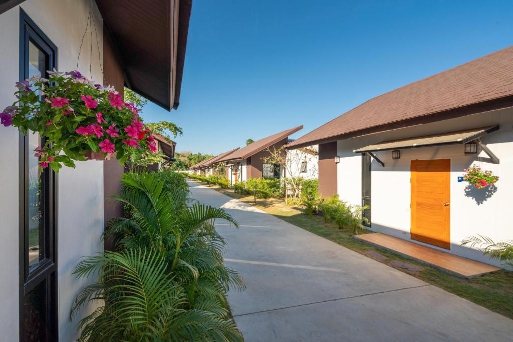 Thames Tara Private Pool Villa Rawai Phuket