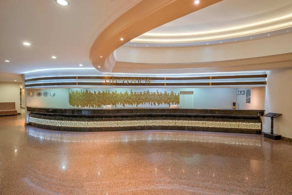 GREEN MAX HOTEL