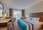 GREEN MAX HOTEL