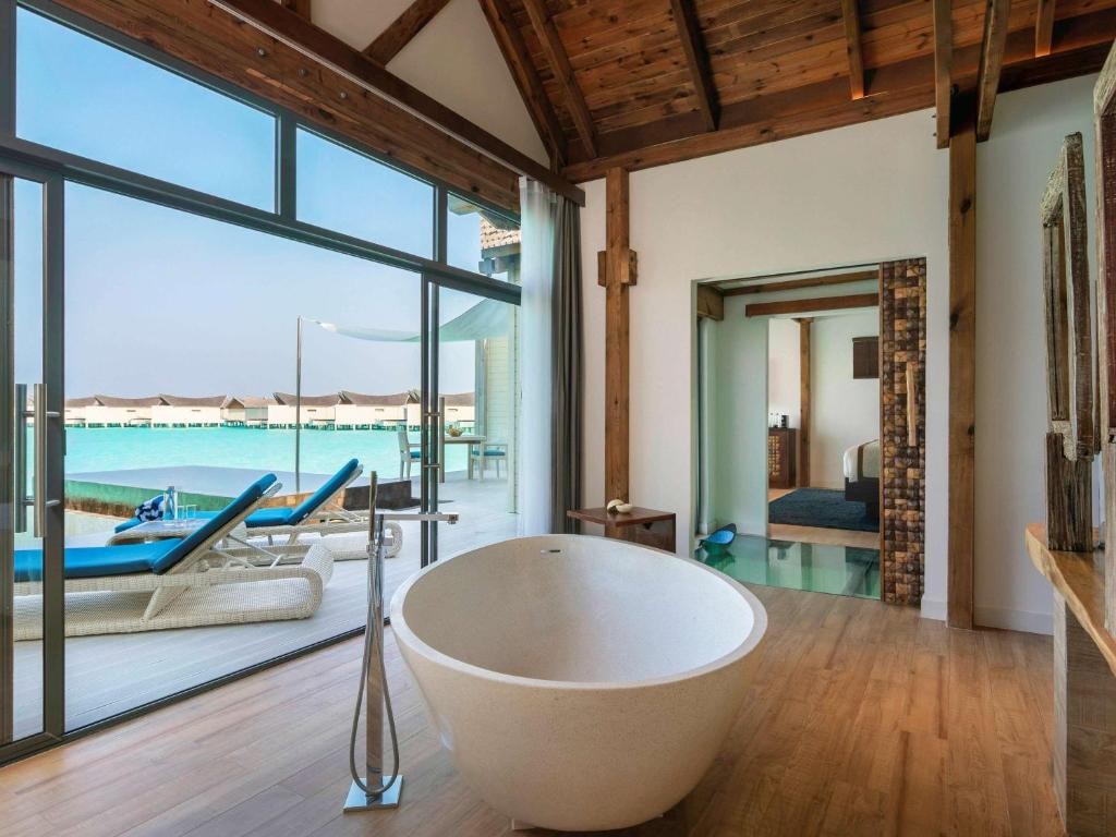 MOVENPICK RESORT KUREDHIVARU MALDIVES