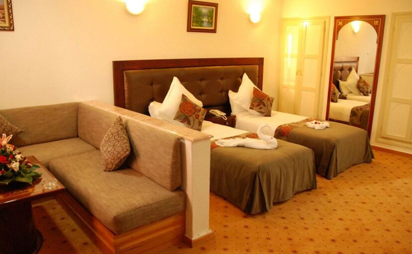 Hotel Omega