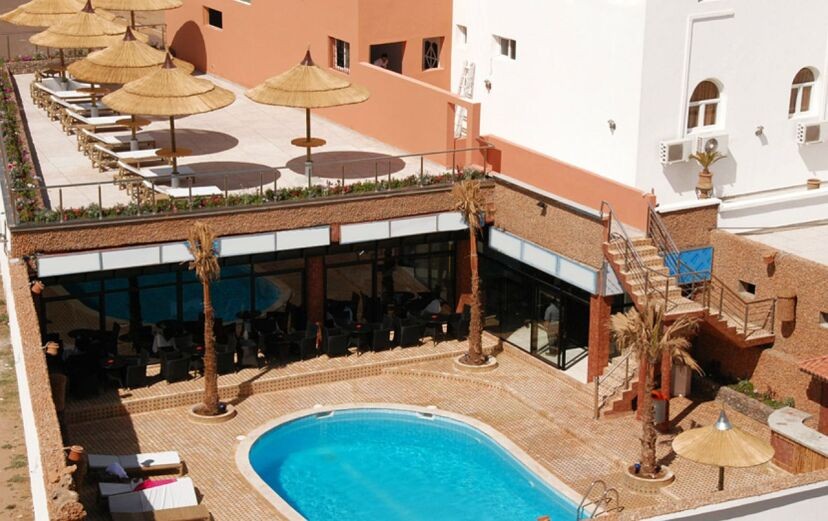 Hotel Omega