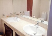 NEW FARAH HOTEL