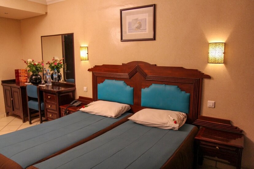 NEW FARAH HOTEL