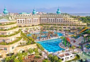 CRYSTAL SUNSET LUXURY RESORT AND SPA