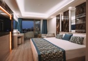 VICTORY HOTEL BE MINE