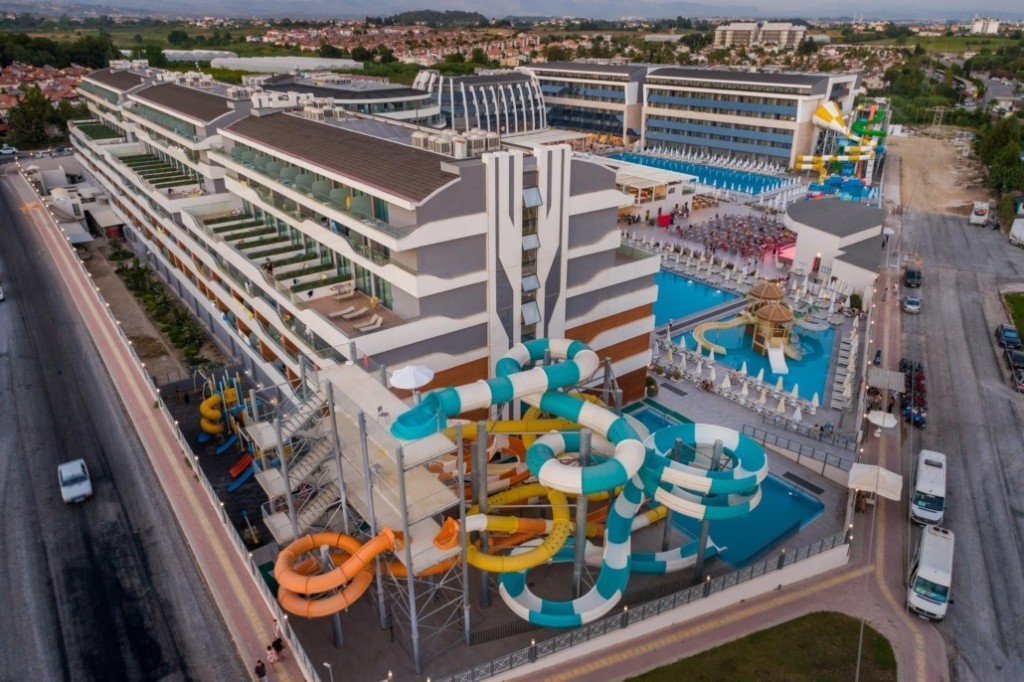VICTORY VOLARE HOTEL
