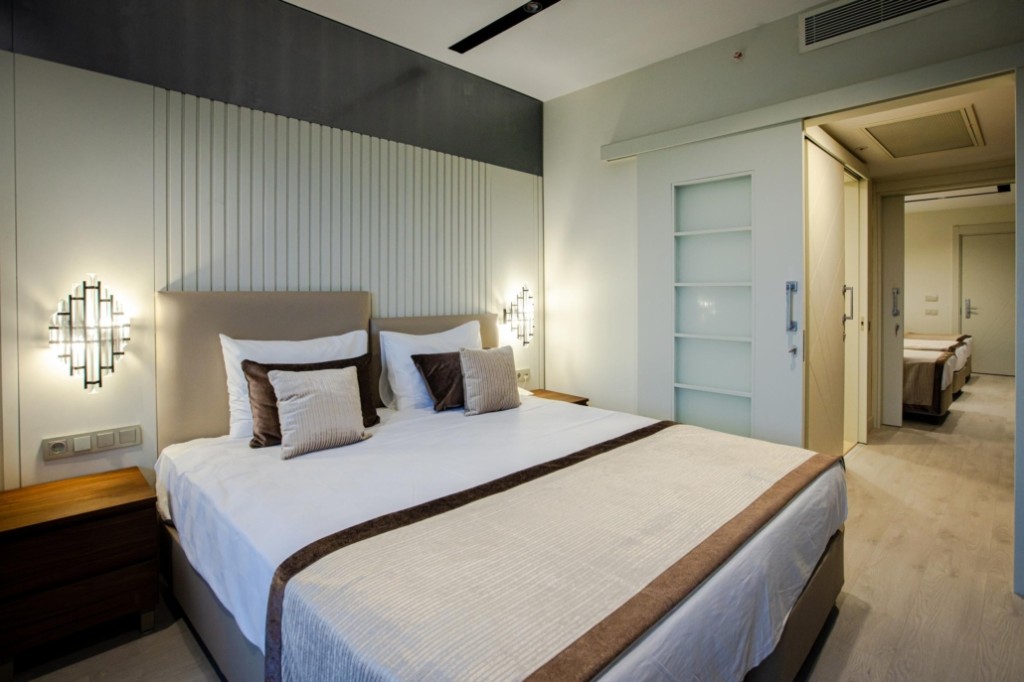 VICTORY VOLARE HOTEL