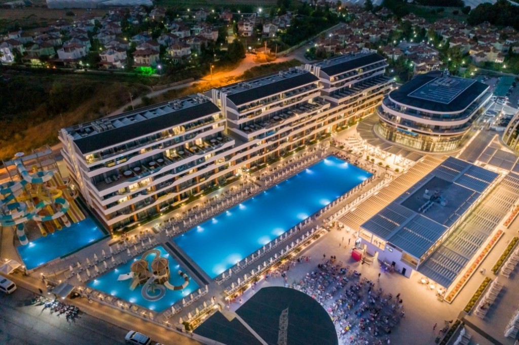 VICTORY VOLARE HOTEL