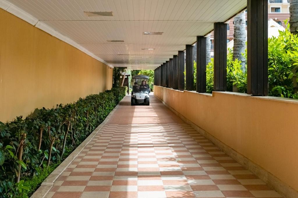 VILLA SIDE RESIDENCE