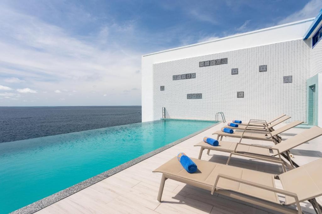 KAANI PALM BEACH