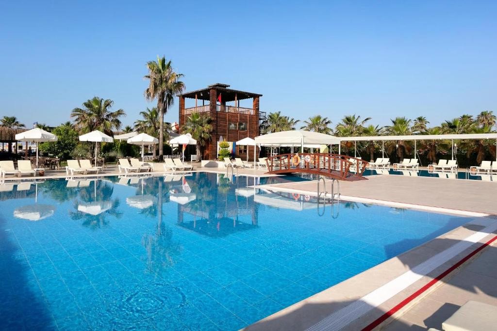 Атмосфера в ARMAS LIFE BELEK