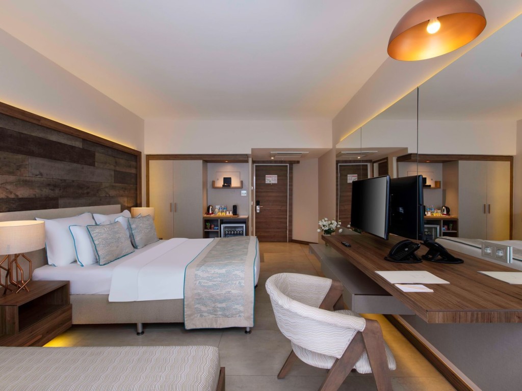 DESIGN PLUS SEYA BEACH