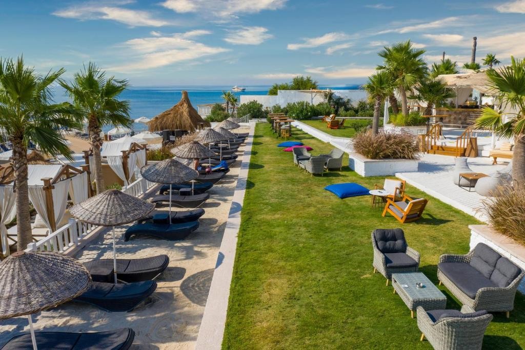 DESIGN PLUS SEYA BEACH