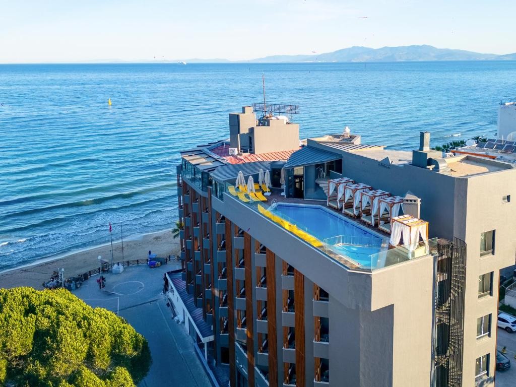 JURA HOTELS ADA BEACH