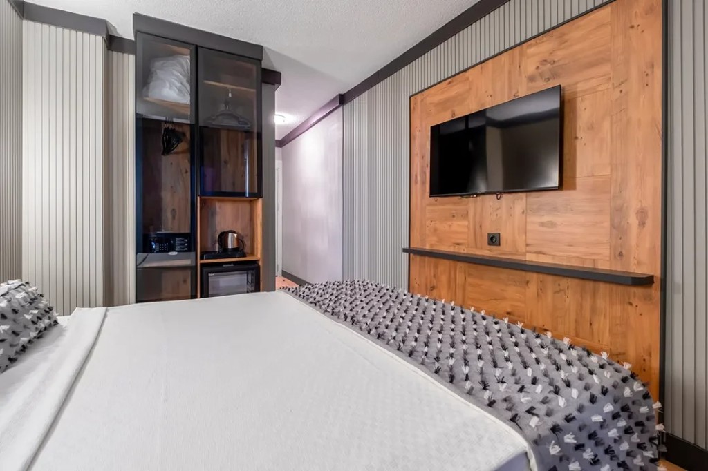 JURA HOTELS ADA BEACH