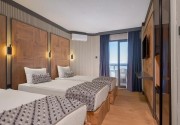 JURA HOTELS ADA BEACH