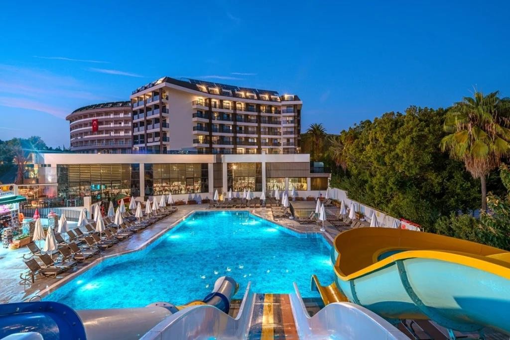 SEAPHORIA HOTEL