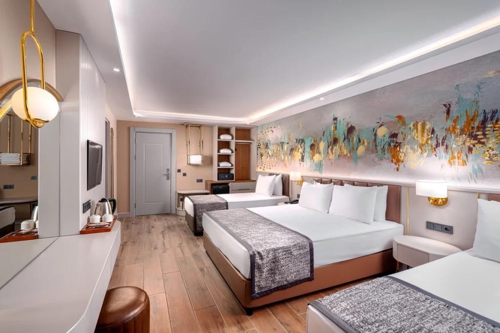 SEAPHORIA HOTEL
