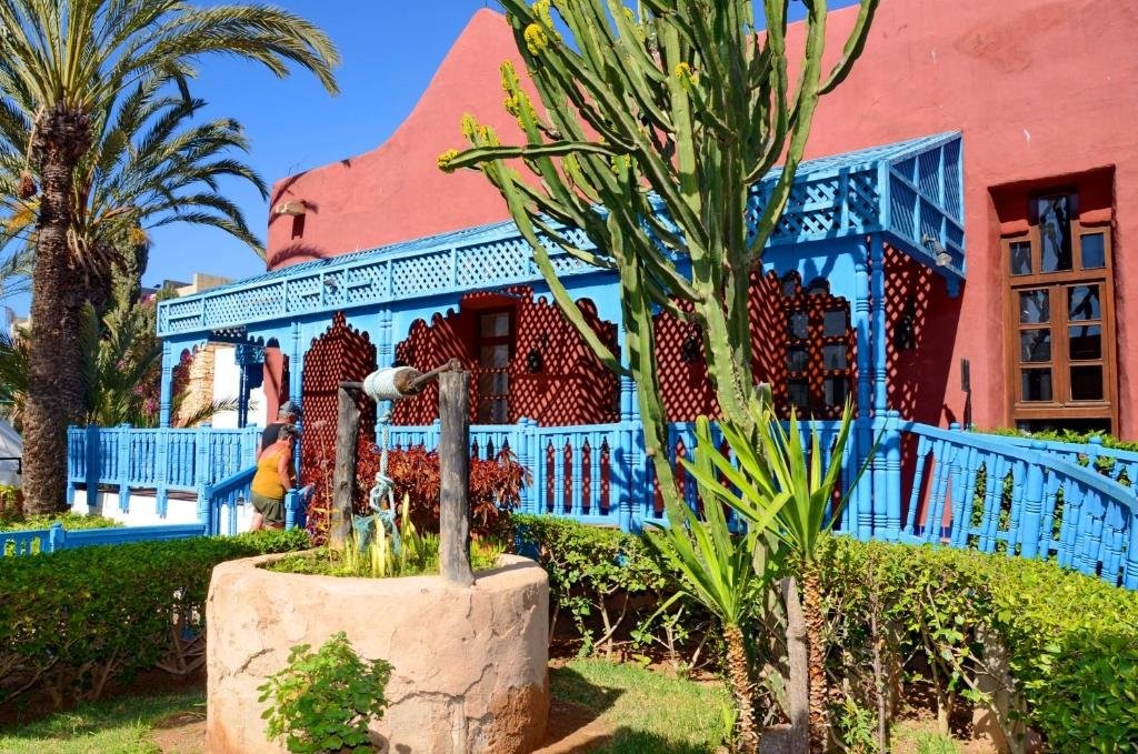 CARIBBEN VILLAGE