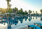 CRYSTAL TAT BEACH GOLF RESORT & SPA