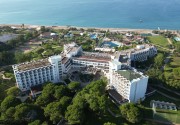 CRYSTAL TAT BEACH GOLF RESORT & SPA