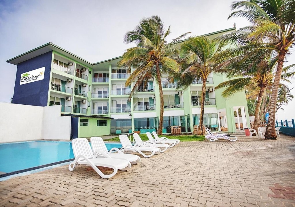 HIKKADUWA BEACH RESORT