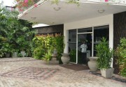 HIKKADUWA BEACH RESORT