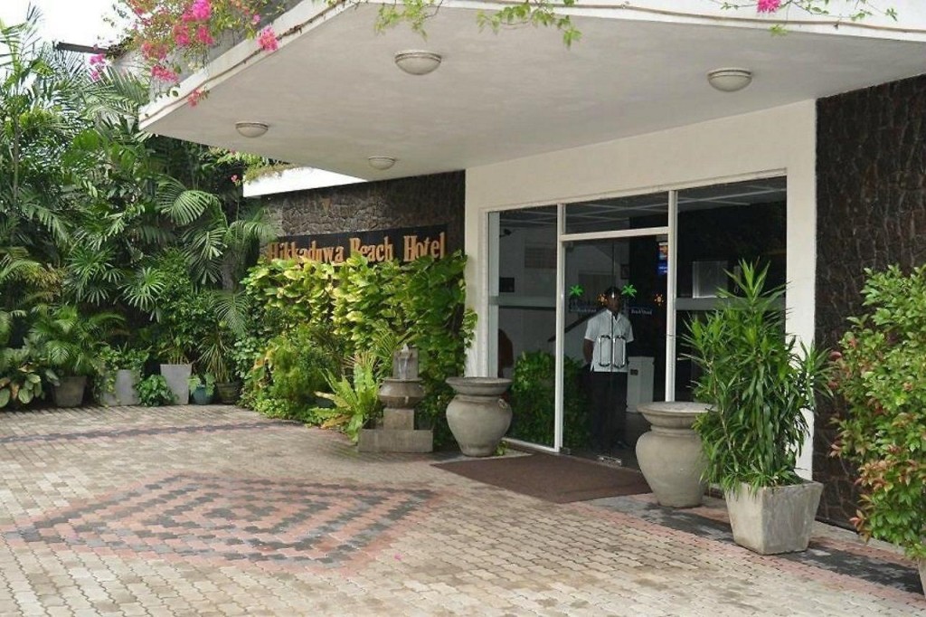 HIKKADUWA BEACH RESORT