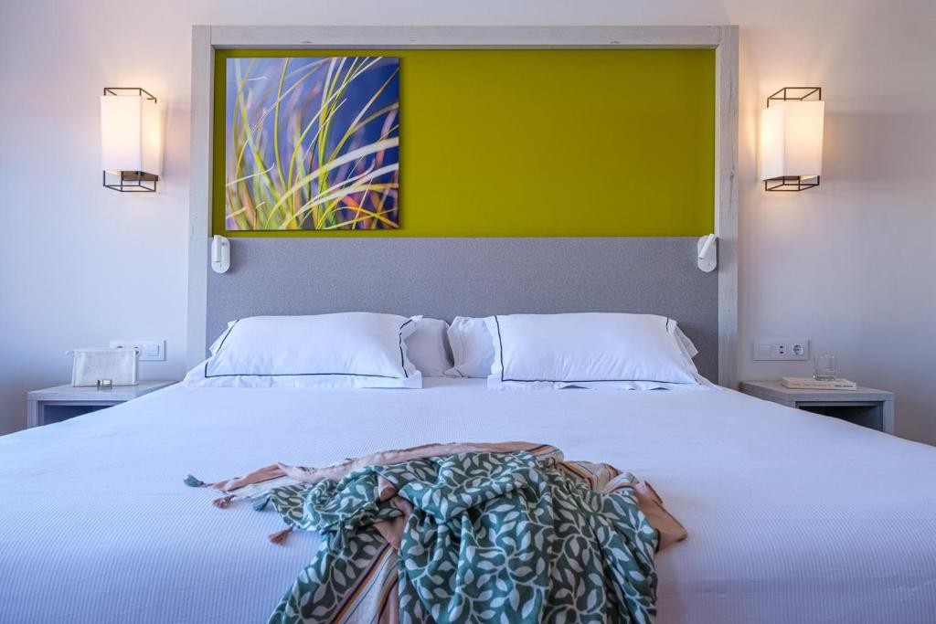 Oassium Hotel at Estival Park (Adults Only +18)