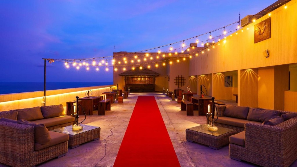 Araliya Beach Resort and spa