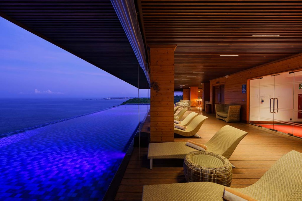 Araliya Beach Resort and spa