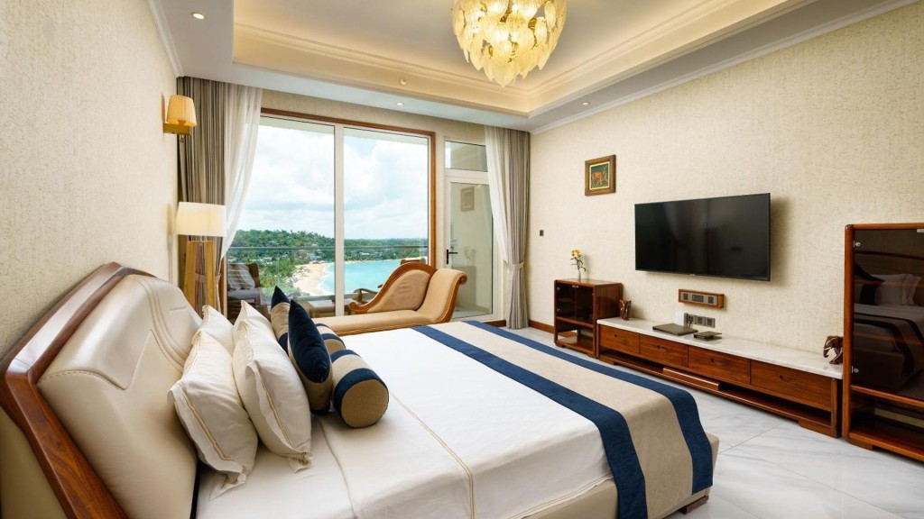 Araliya Beach Resort and spa