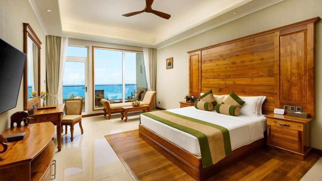 Araliya Beach Resort and spa
