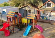 EOS BEACH RESORT (EX.CRYSTAL LAND OF PARADISE)